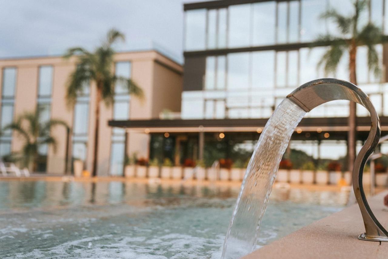 Howard Johnson Plaza La Ribera Ресістенсія Екстер'єр фото
